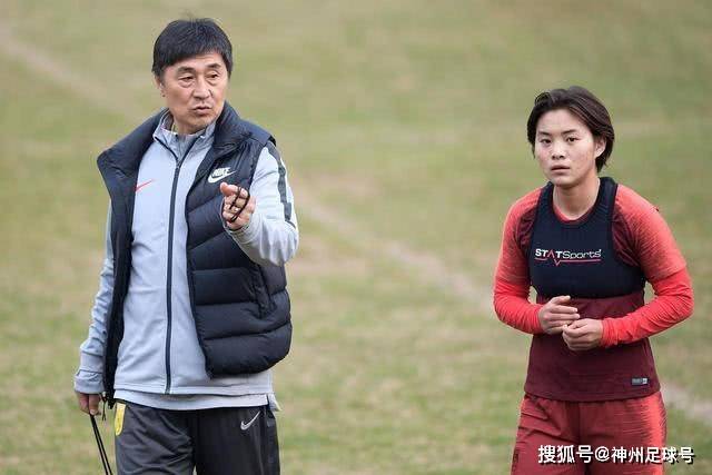 穆里尼奥重返斯坦福桥，率皇马迎战矿工